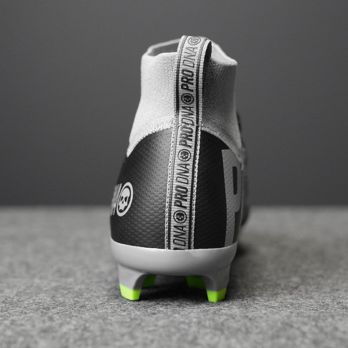 PRO DNA™ TOURNAMENT PRO CLEATS