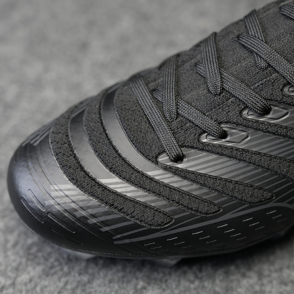 PRO DNA™ VOLTRAX CLEATS - BLACK
