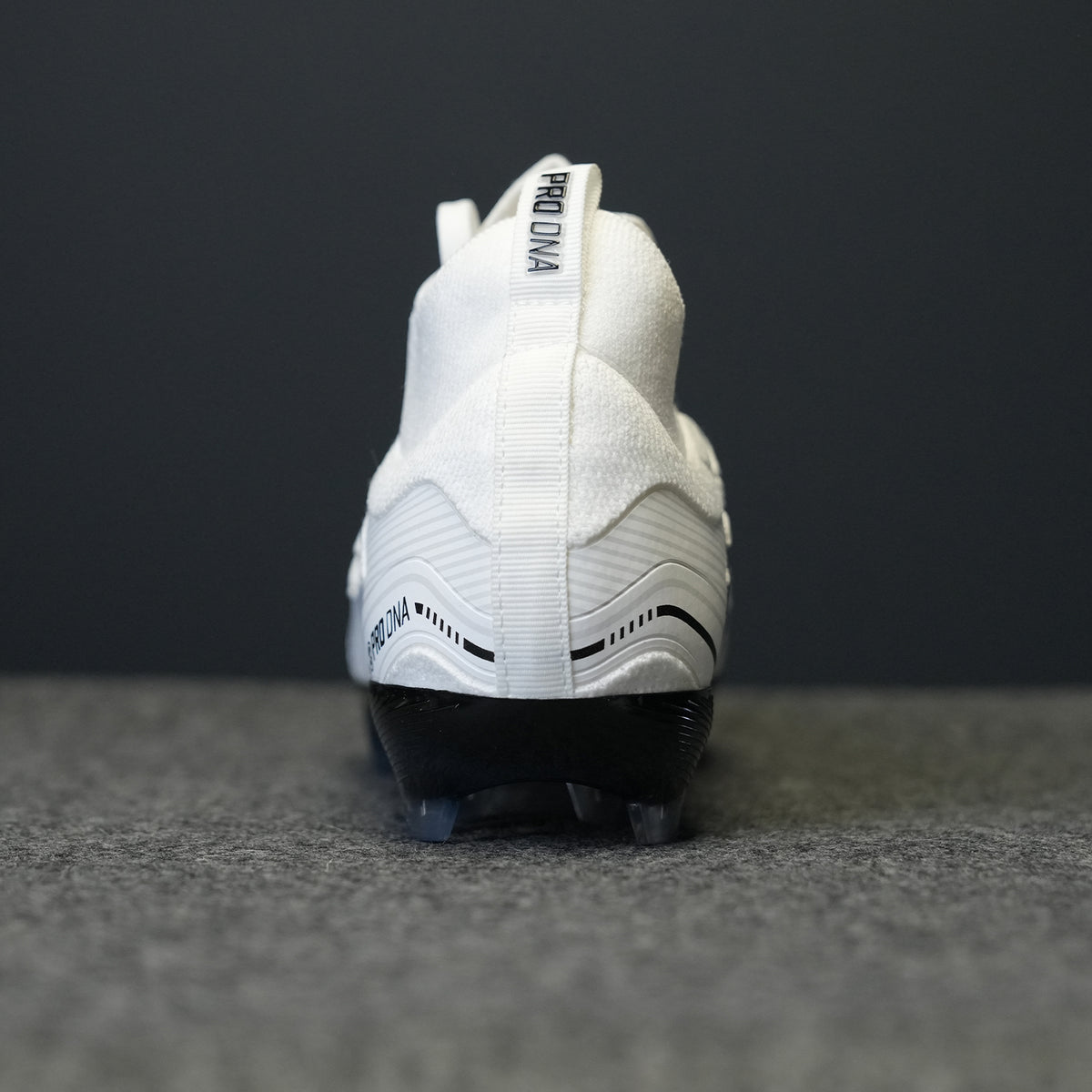 PRO DNA™ VOLTRAX CLEATS - WHITE